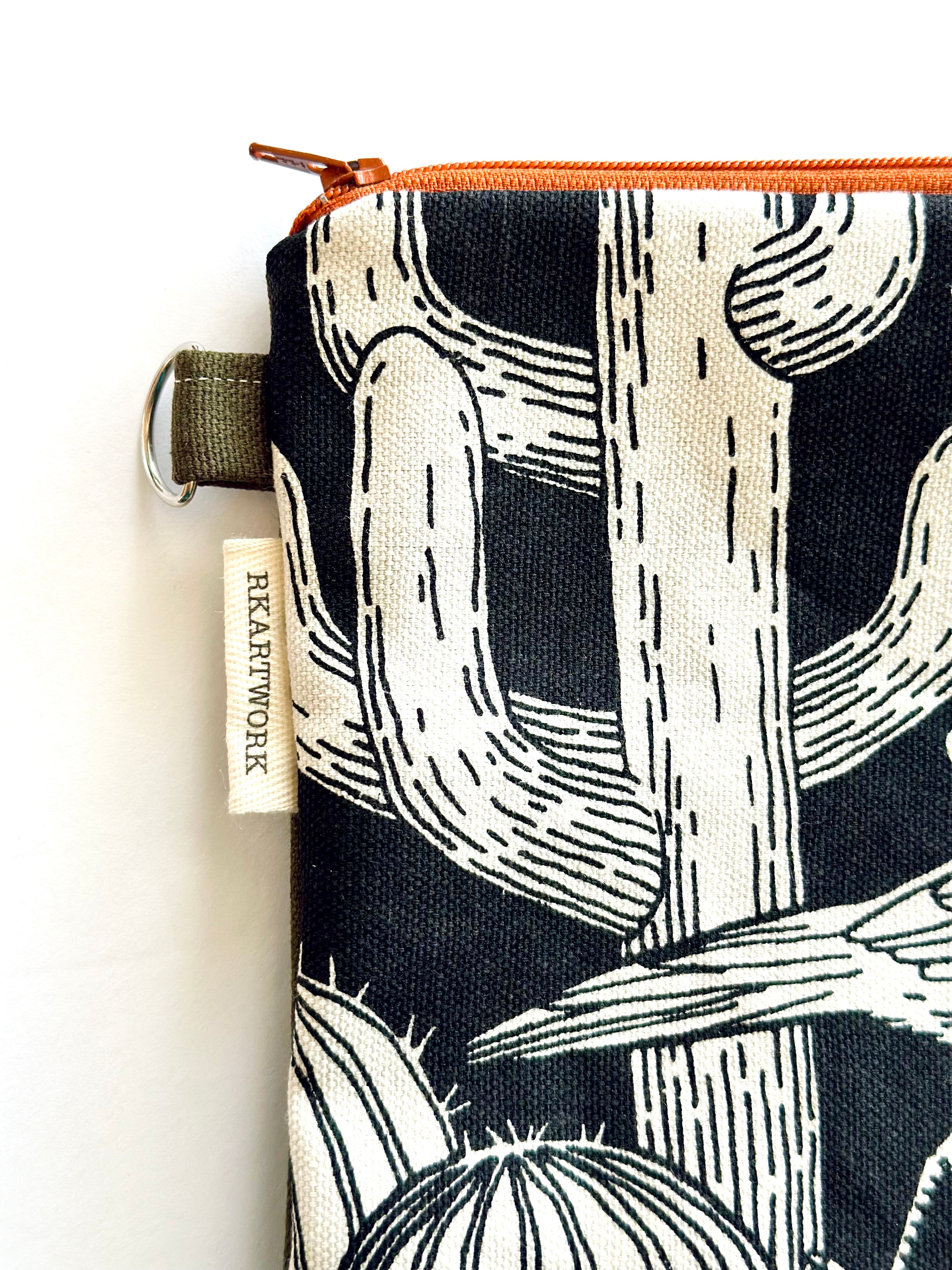Roadrunner Zippered Bag