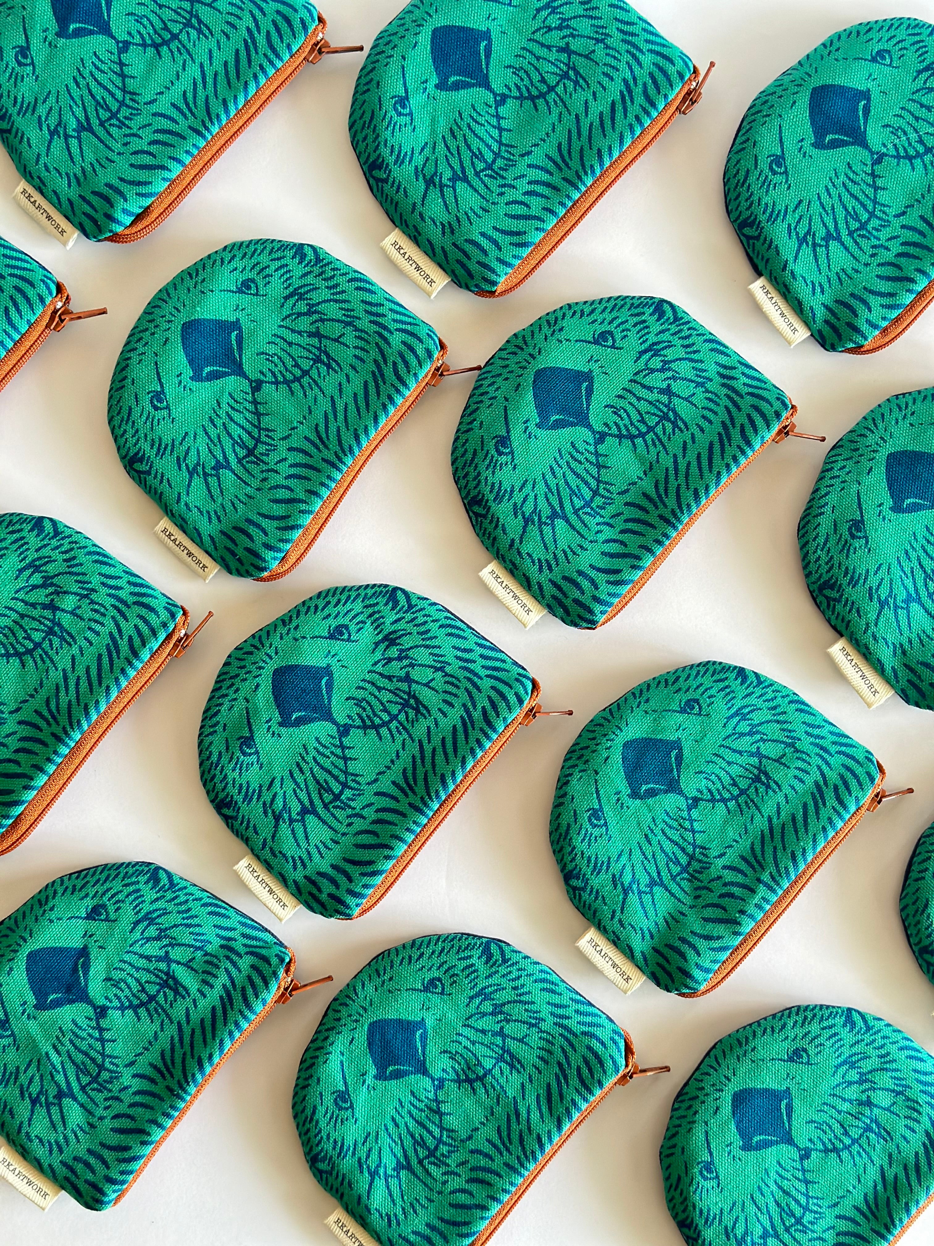 Otter Pouch - Turquoise